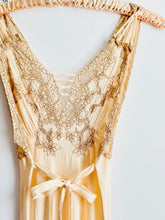 Load image into Gallery viewer, Vintage 1930s silk lace slip
