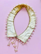 Load image into Gallery viewer, Vintage beaded faux pearls collar necklace
