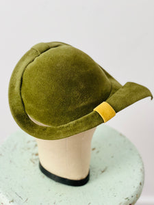 Vintage 1940s olive green hat