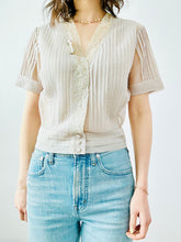 Load image into Gallery viewer, Vintage 1940s semi sheer pleated top
