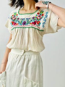 Vintage Embroidered Top/ Peasant Blouse