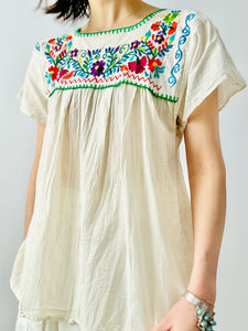 Vintage Embroidered Top/ Peasant Blouse