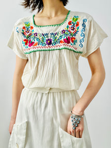 Vintage Embroidered Top/ Peasant Blouse