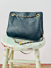 Load image into Gallery viewer, Vintage woven leather shoulder/crossbody bag
