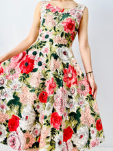 Load image into Gallery viewer, Vintage 1940s red floral dress
