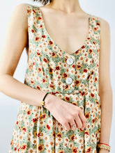 Load image into Gallery viewer, Vintage daisy floral overall dress
