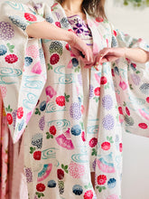 Load image into Gallery viewer, Vintage Japanese Kimono Floral Robe
