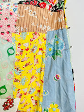 Load image into Gallery viewer, Vintage 1940s patchwork skirt
