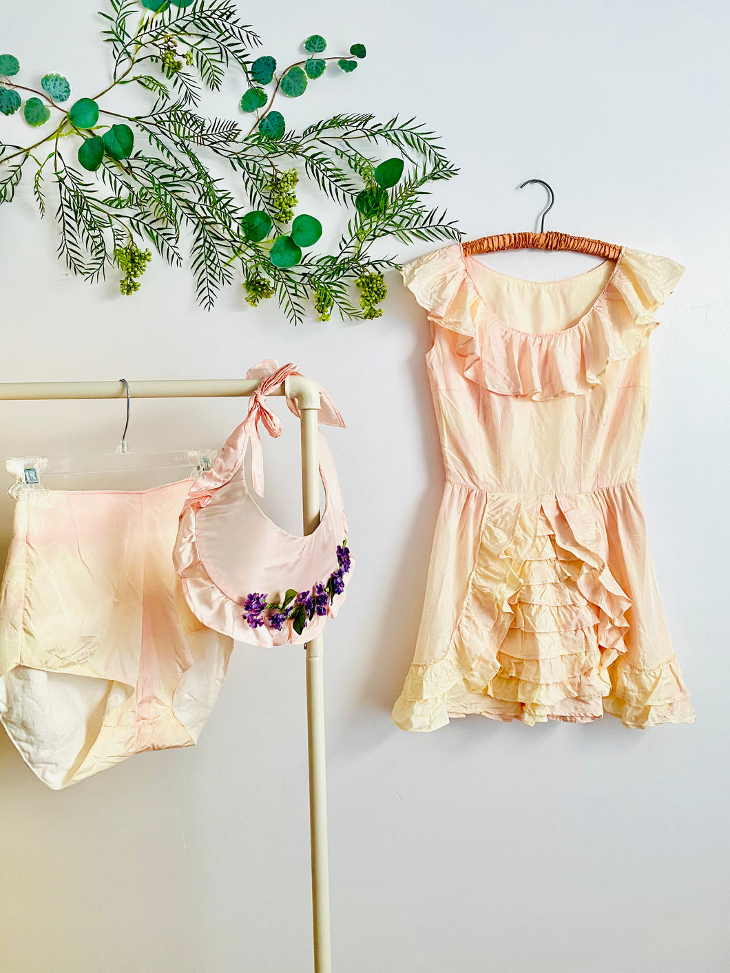 Vintage 1930s ombré pink ruffled playsuit set