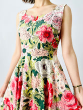 Load image into Gallery viewer, Vintage 1940s red floral dress
