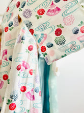 Load image into Gallery viewer, Vintage Japanese Kimono Floral Robe
