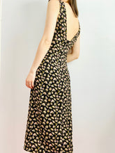 Load image into Gallery viewer, Vintage style floral slip dress with lace
